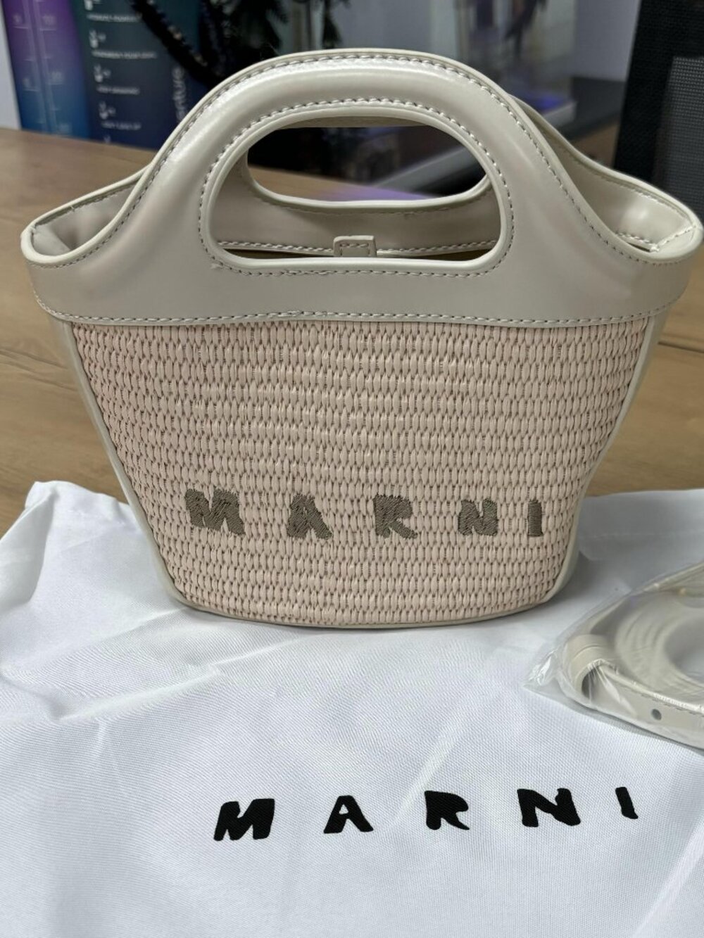 🌸Marni Pale Pink Raffia Mini Basket Bag Off-White Leather Convertible Crossbody